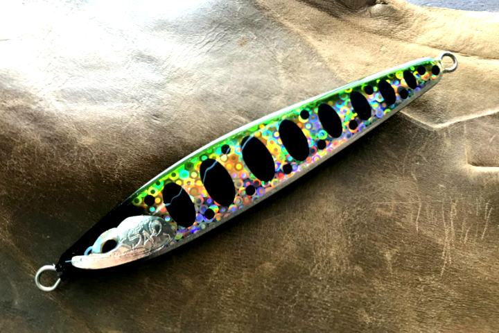 ソード40  サケ稚魚 チャートオリーブ