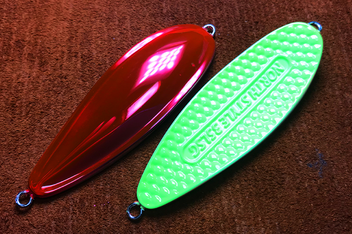 ジアキア ノーススタイル35/45 リバーシブル蛍光レッドチャート