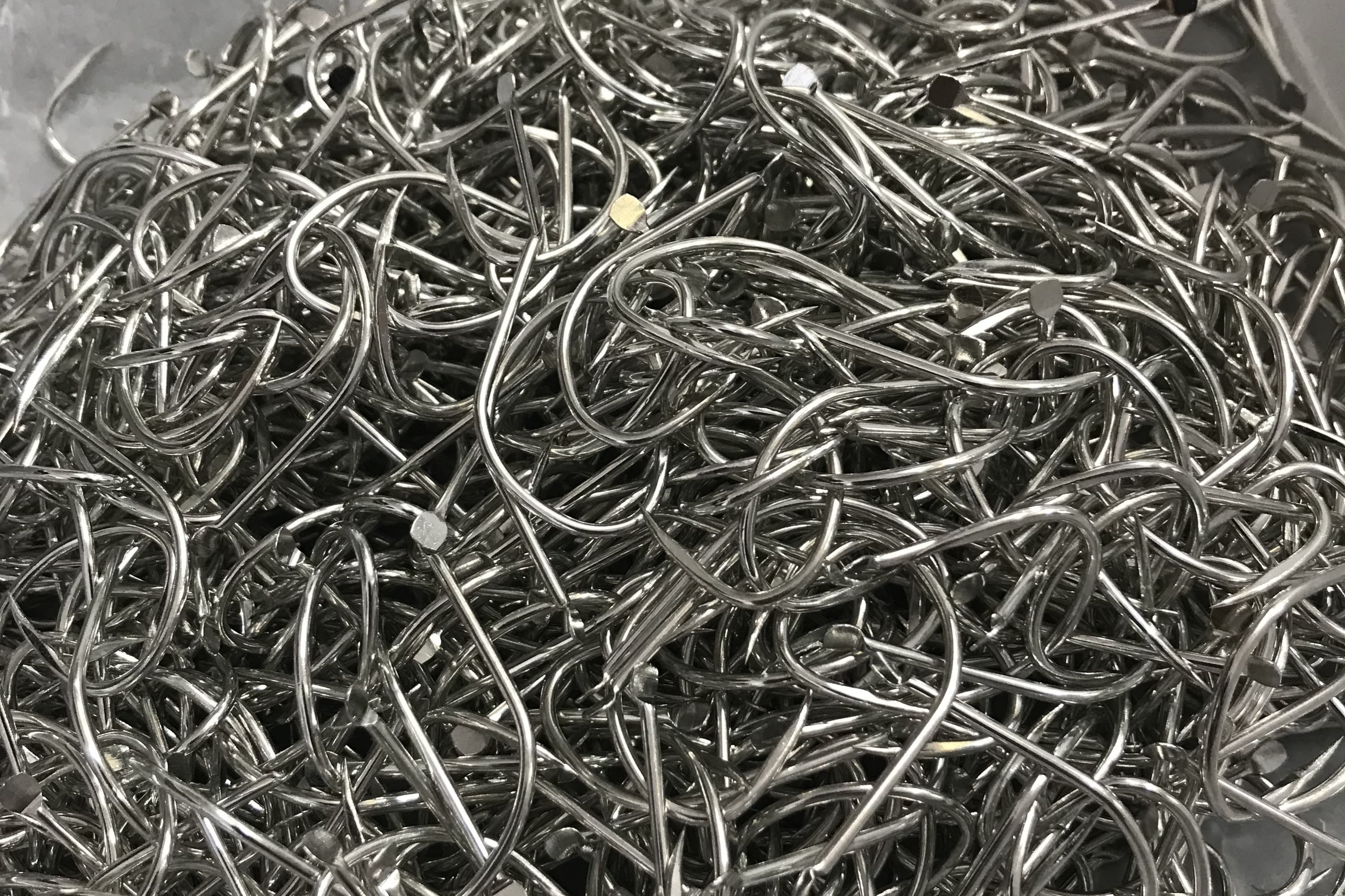 ピアス ホログラム グローピンク（高輝度/長時間）